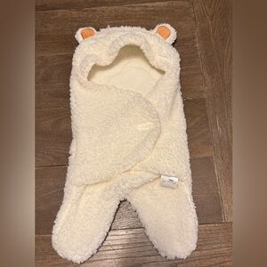 Jam Naturals Bear Swaddle Wrap